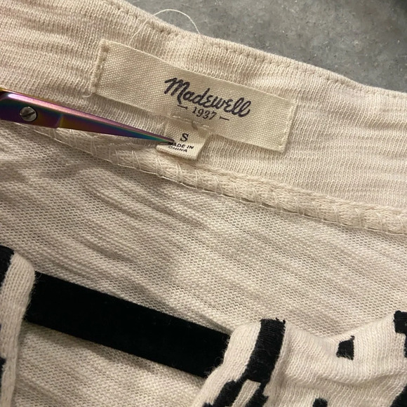 Madewell Cream Cotton Black Embroidered V Neck Short Sleeve Split Hem Top Size S - Picture 9 of 10